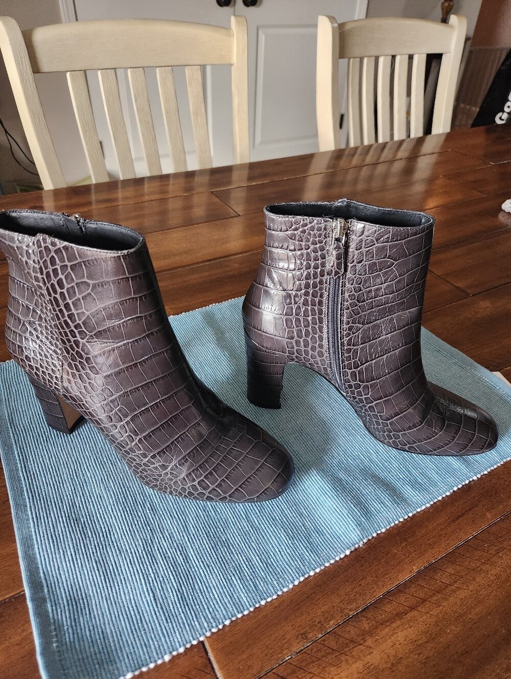 M. Grigiarancio Women's Croc-Embossed Ankle Boots - Gray